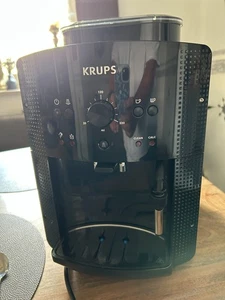 Krups Kaffe Vollautomat EA81 wie Neu 1450W schwarz UVP 699 - Bild 1 von 14