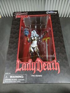 Femme Fatales - LADY DEATH - PVC Diorama  Diamond Select Toys   NEW