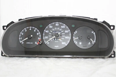 Cuadro de instrumentos velocímetro 99 00 Mazda Millenia indicadores de panel 74.650 millas Foto 1 de 4