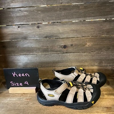 Kids Keen Newport H2 Beige Outdoor Hiking Comfort Water Shoes Sandals Size 4 Y - Image 1 of 4
