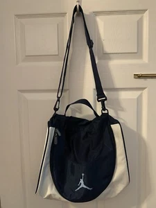 Vintage Nike Air Jordan Jumpman Basketball Adjustable Strap Bag White/Navy - Picture 1 of 10