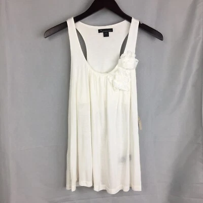 Tanque de afeitar TWENTY ONE blanco en polvo con detalle floral, talla S/P, hecho en EE. UU. Foto 1 de 4