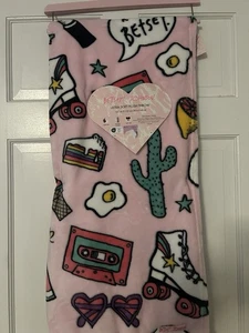 Betsey Johnson Cake Ice Cream Pink Plush Throw Blanket 50 x 60 NWT Skates Treats - Picture 1 of 3