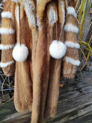 Pelzmantel Rotfuchs mit Weißfuchs - Bild 1 von 4