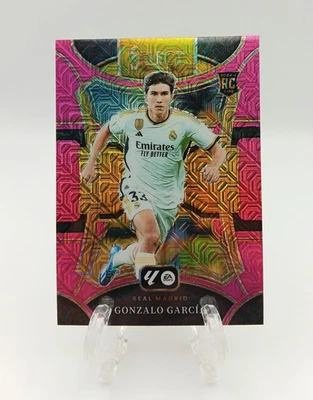 2023-24 Panini Select La Liga Gonzalo Garcia Rosa Mojo Prizm/115 RC #172 Fútbol Foto 1 de 4