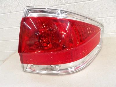 FORD FOCUS 08-2011 SEDÁN LADO PASAJERO DERECHO CONJUNTO LUZ TRASERA moldura cromada brillante Foto 1 de 4