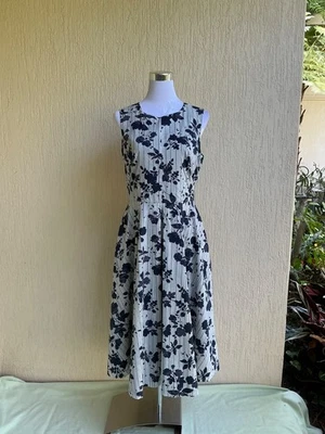 DAVID LAWRENCE MIDI STYLE DRESS - SIZE 12 - BEAUTIFUL - image 1 of 4