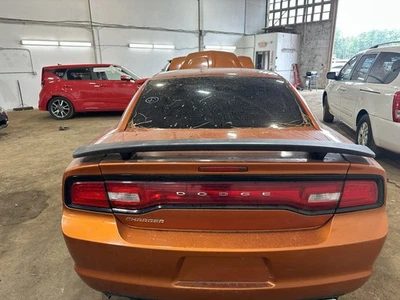 CARGADOR ESQUIVA 11 12 13 14 maletero/tapa/portón trasero Foto 1 de 4