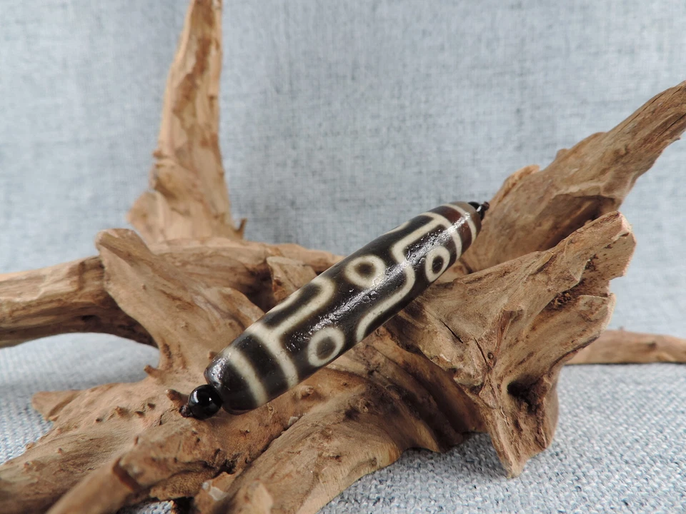 Ancient 9 Eyes Tibetan Old Agate Dzi Bead Amulet for Pendant Bracelet Gzi Bead A - Image 1 of 4