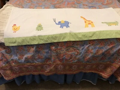 Pottery Barn 儿童格子帷幔动物园动物大象长颈鹿青蛙鸡 — 第 1/4 张图片