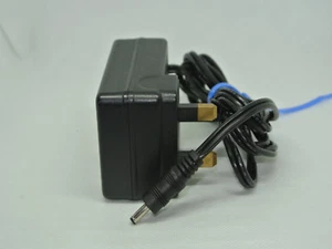 ✔️🔌 WORKING GENUINE NAZ AC/DC ADAPTER 5V 1.6A NSA-0181F05B - UK SELLER - Imagen 1 de 4