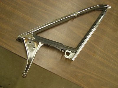 OEM Ford 1965 - 1968 Galaxie Wing Vent Frame Chrome 1966 1967 Fastback + Conv. - Imagem 1 de 4