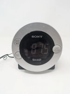 Sony Dream Machine Dual Alarm Clock Radio ICF-C7iP with 30 Pin iPod iPhone Dock  - Image 1 of 4