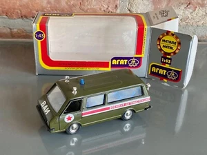 Novoexport UAZ GAZ POLICE ZIL CA KRAZ LKW 1:43 NVA DDR Militär CCCP UDSSR USSR - Bild 1 von 4