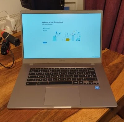 Samsung Chromebook 4+ 15.6" 64GB Intel Celeron N, 2.60GHz, 4GB Laptop XE350XBA - Image 1 of 4