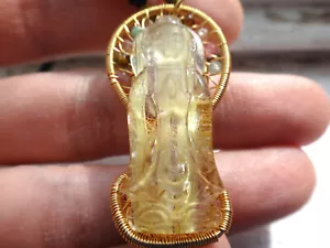 Ciondolo Buddha Kwan Yin pietra preziosa naturale originale quarzo rutilato oro - Foto 1 di 11