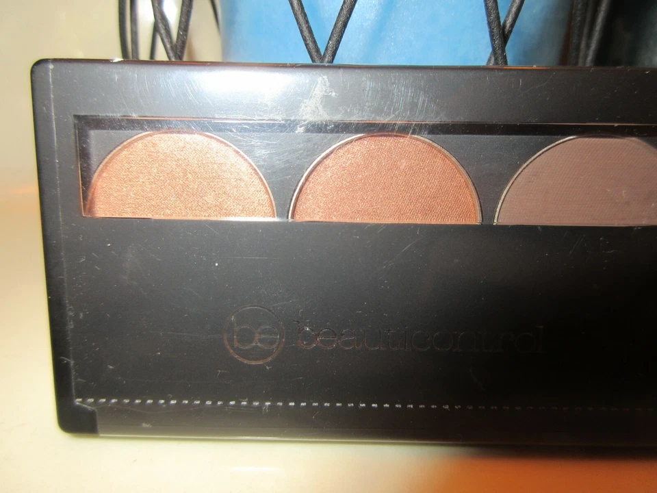 BeautiControl Mineral Eye Shadow Trio-Downtown Chic! Full Size - Image 1 of 1