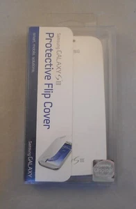 Galaxy S3 Protective Flip Cover White - Picture 1 of 6