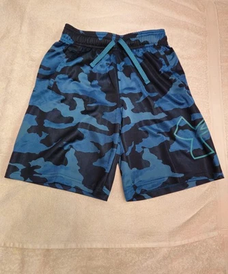 Boy's Blue/Black Camo Under Armour Shorts Size Youth Small - Image 1 of 3