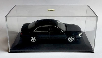 MINICHAMPS 1:43 AUDI A8 4.2 NEGRO EN ESTUCHE PLÁSTICO TRANSPARENTE Foto 1 de 4