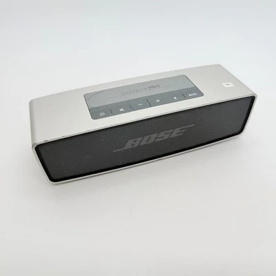 Bose Soundlink Mini Altavoz Bluetooth y Cargador Plateado Probado Funcionando Foto 1 de 4