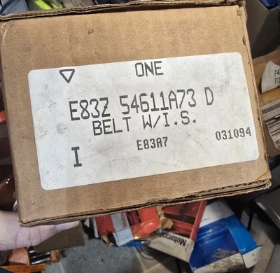 e83z 54611a73 d ford oem tempo topacio rojo Foto 1 de 4