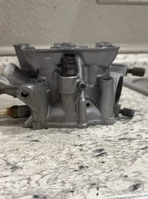 Головка блока цилиндров 2008-25 Suzuki Rmz450 повреждена как есть см. описание - Изображение 1 из 4