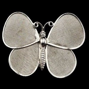Vtg Large Mesh Butterfly Brooch Silver Tone Textured Bug Insect Lapel Pin Read - Picture 1 of 7