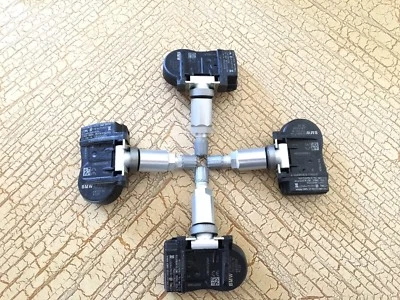 Set of Four (4) OEM GENUINE BMW TPMS 2015-2020 M3 M4 F30/F32 F80/F82 430i 440i - Image 1 of 4