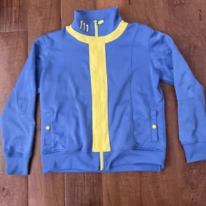 Bethesda Fallout 4 Vault 111 Track Jacket Zip Blu Giallo Uomo Medium Ufficiale - Foto 1 di 10