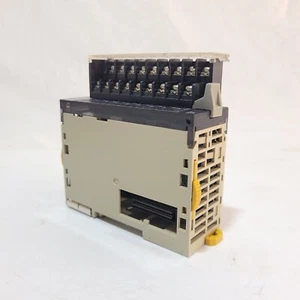 Omron CJ1W-ID211 Input Unit Module 24VDC 7mA - Picture 1 of 10