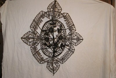 ANCIENNE NEUVE COURONNE FUNERAIRE PERLE VERRE CABINET CURIOSITE - Photo 1/4