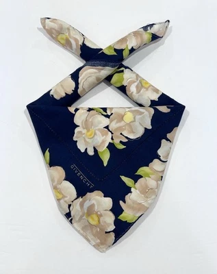 WOMEN'S HANDKERCHIEF GIVENCHY Blue Floral Cream COTTON POCKET SQUARE 18” - Image 1 of 4