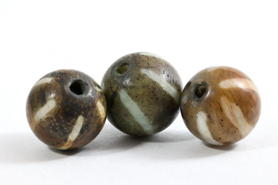 Set of Three Ancient Pair Of Genuine Old Pumtek Gzi Dzi Bead Thousand years 1stG - Image 1 of 4