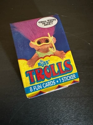 Pack de cartas de juego Trolls vintage años 90 con pegatina. Nostalgia.  Foto 1 de 3