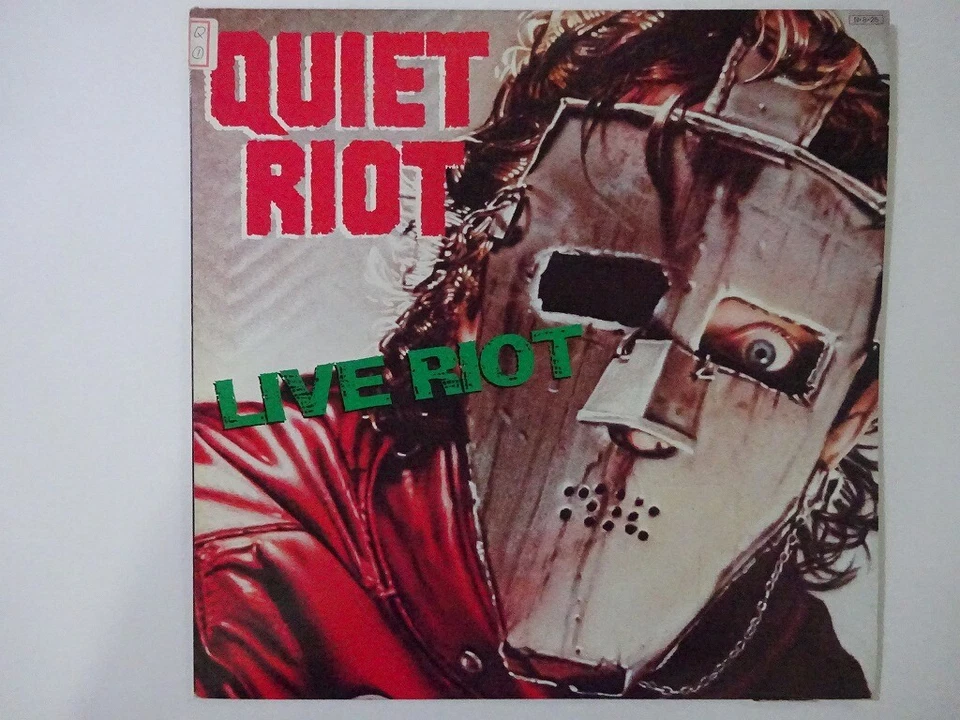Quiet Riot Live Riot CBS/Sony 20AP 2893 Japan promo VINYL EP - Image 1 of 3