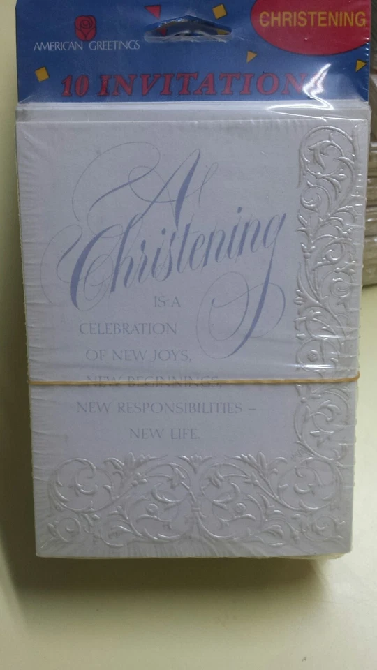 30 invitaciones y sobres de bautizo de American Greetings Foto 1 de 1