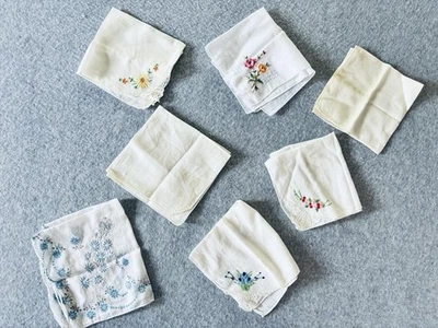Lot Of 7 Vintage Hankies floral Ladies Handkerchiefs blue white pink Plain - Image 1 of 4