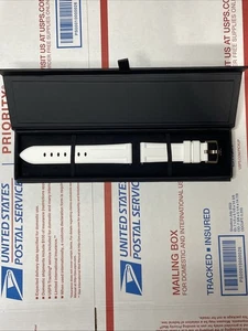 HORUS Watch Strap 22 x 20 White W/ Buckle & Box Preloved in Excellent Condition - Picture 1 of 5