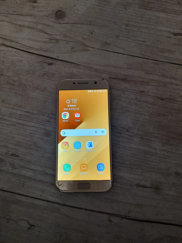 Samsung Galaxy A5 (2017) SM-A520F - 32GB - Gold (Ohne Simlock) (Einzel SIM) - Bild 1 von 2