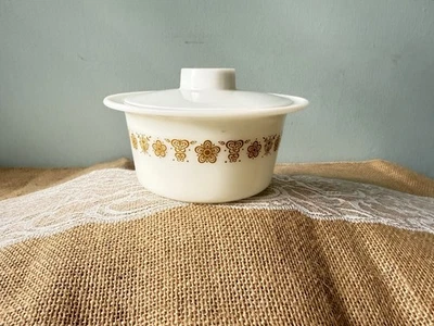 Pyrex Flower Gold Round Butter Dish Bowl w/ Lid #75 Vintage EUC - Image 1 of 4