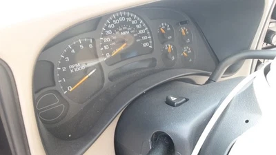 Yukon XL 1500 2004 OE velocímetro calibre clúster 154 k millas GMC Foto 1 de 4