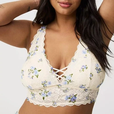 Sujetador Torrid Bralette 0X (Grande) Encaje Floral Tirantes Frontales Ligeramente Forrado Talla Grande Foto 1 de 4
