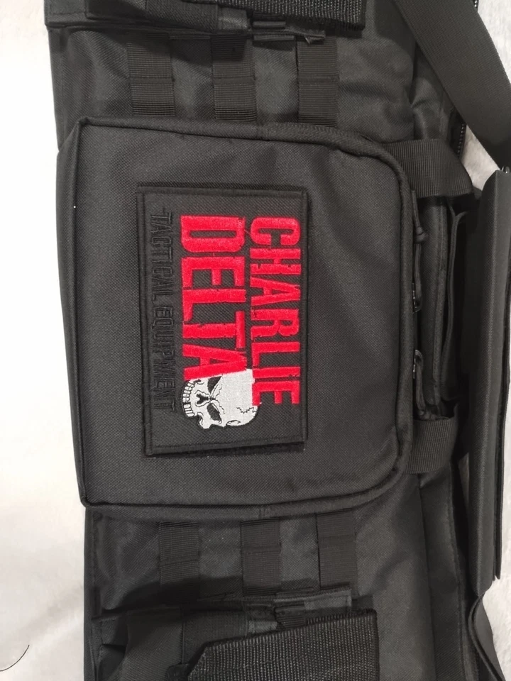 30" x 10" padded Firearm Soft Carry Soft Case under 30 inches in length. - Image 1 of 4