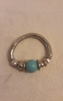 Brazalete Serpiente Elástico Tono Plata con Imitación Turquesa Cuentas Ovaladas Foto 1 de 2