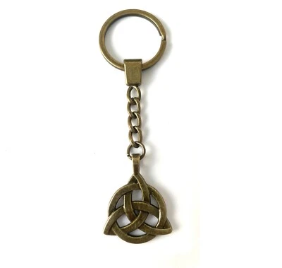WOO MANTO Amulett Keltische Knoten Schlüsselanhänger aus Metall Mode Schlüsselbund