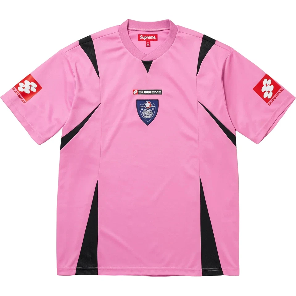 Camiseta de fútbol Supreme Crest negra rosa verde granate FW24 Foto 1 de 1