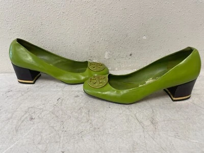 Tacones de plataforma de cuero verde charol cinta logotipo punta almendra talla 8,5 Foto 1 de 4