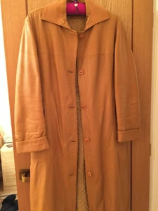 BEAUTIFUL ITALIAN GENUINE LEATHER LADIES COAT - SIZE 44 SPAIN (UK 14) - Picture 1 of 4