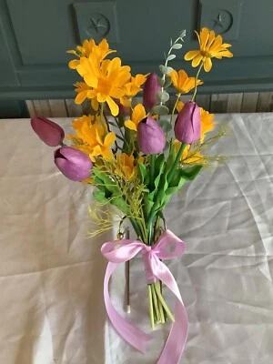 tulip and daisy bridal bouquet…you choose color - Image 1 of 4